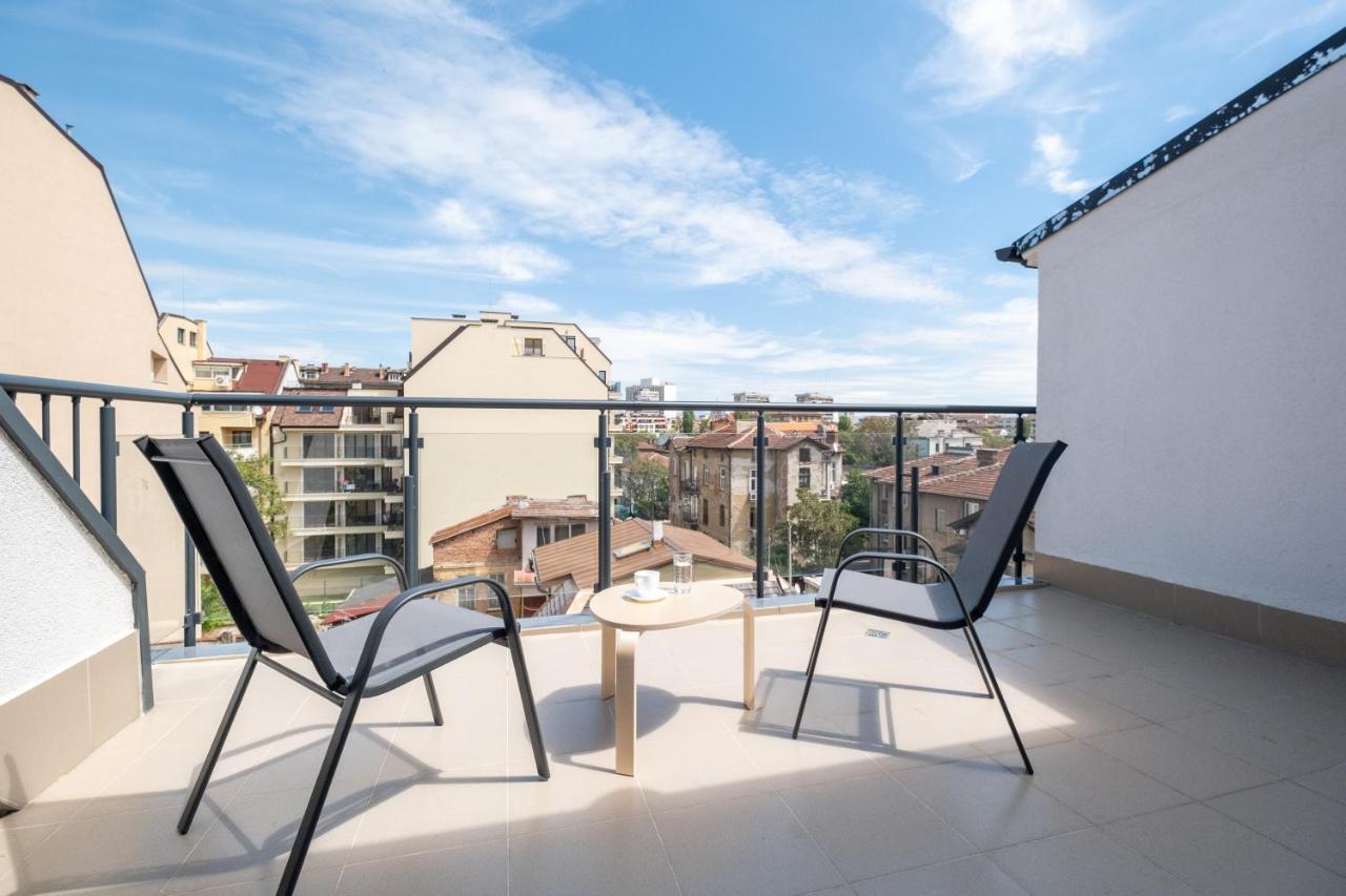 Large Terrace In Old Center Of Sofia By Flat Mаnager Διαμέρισμα Εξωτερικό φωτογραφία